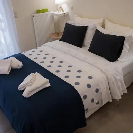 Mirella's Little Lounge By Sweet Nafplio