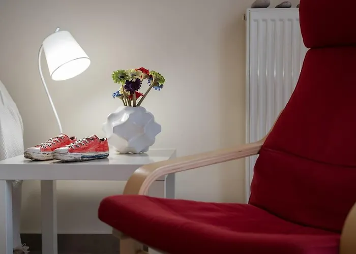 Mirella's Little Lounge By Sweet